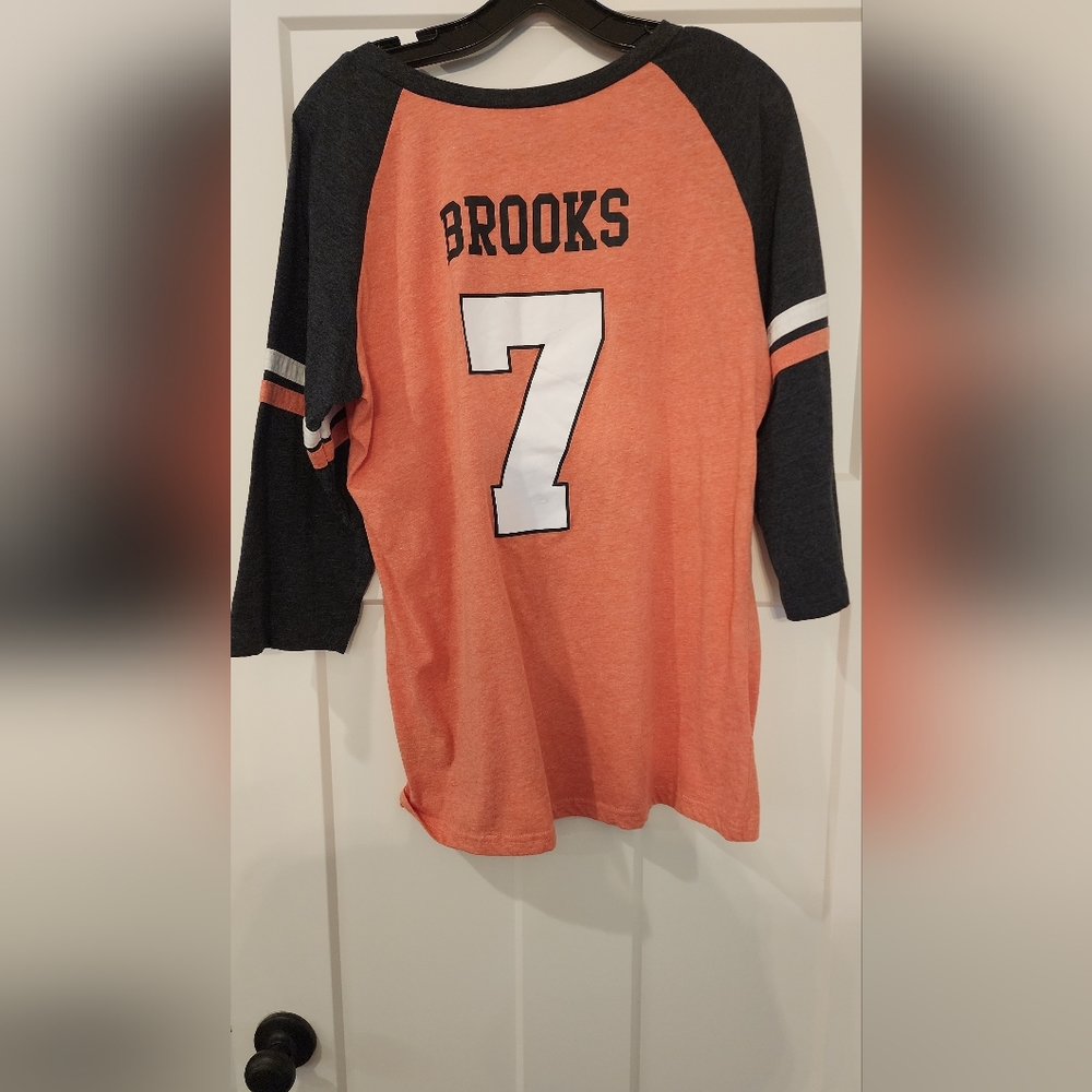 Garth Brooks Concert Raglan - Picture 3 of 3